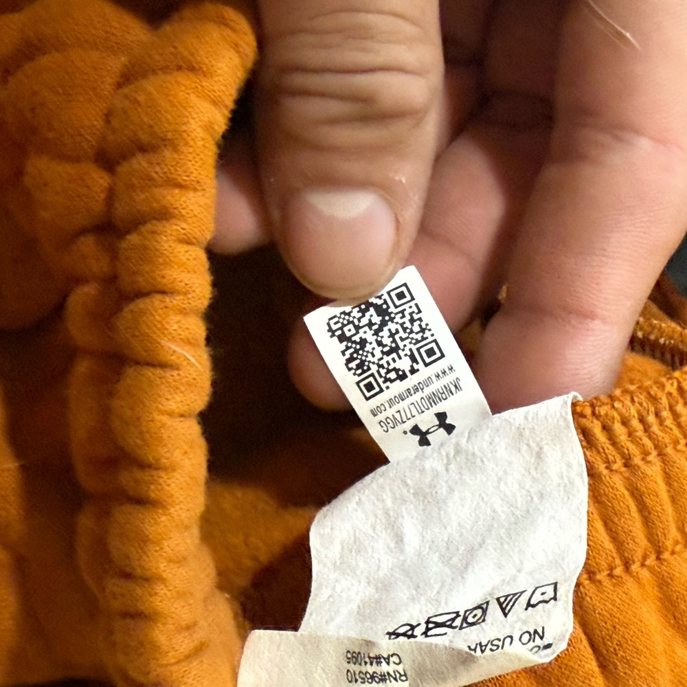 Under Armour Men's Tan Athletic Shorts - Picture 8 of 8